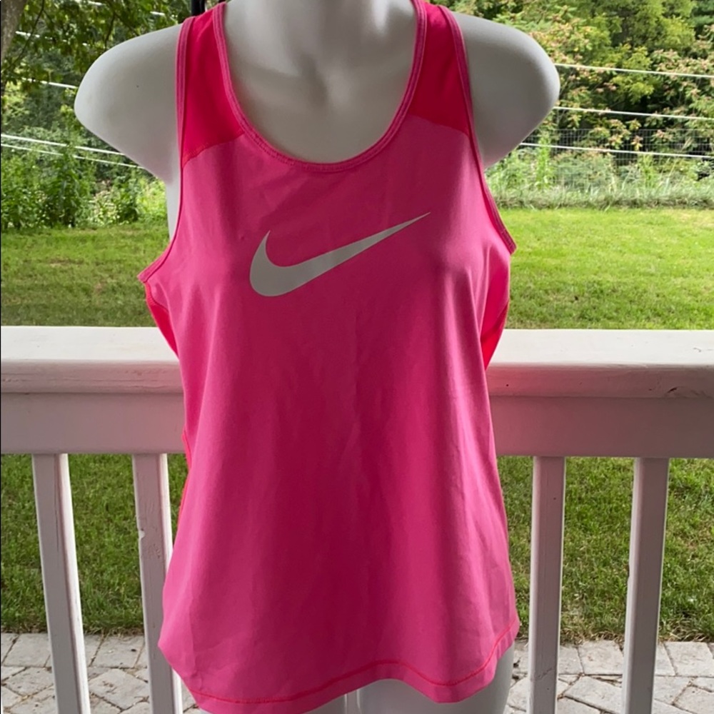 Nike Pro Athletic Tank